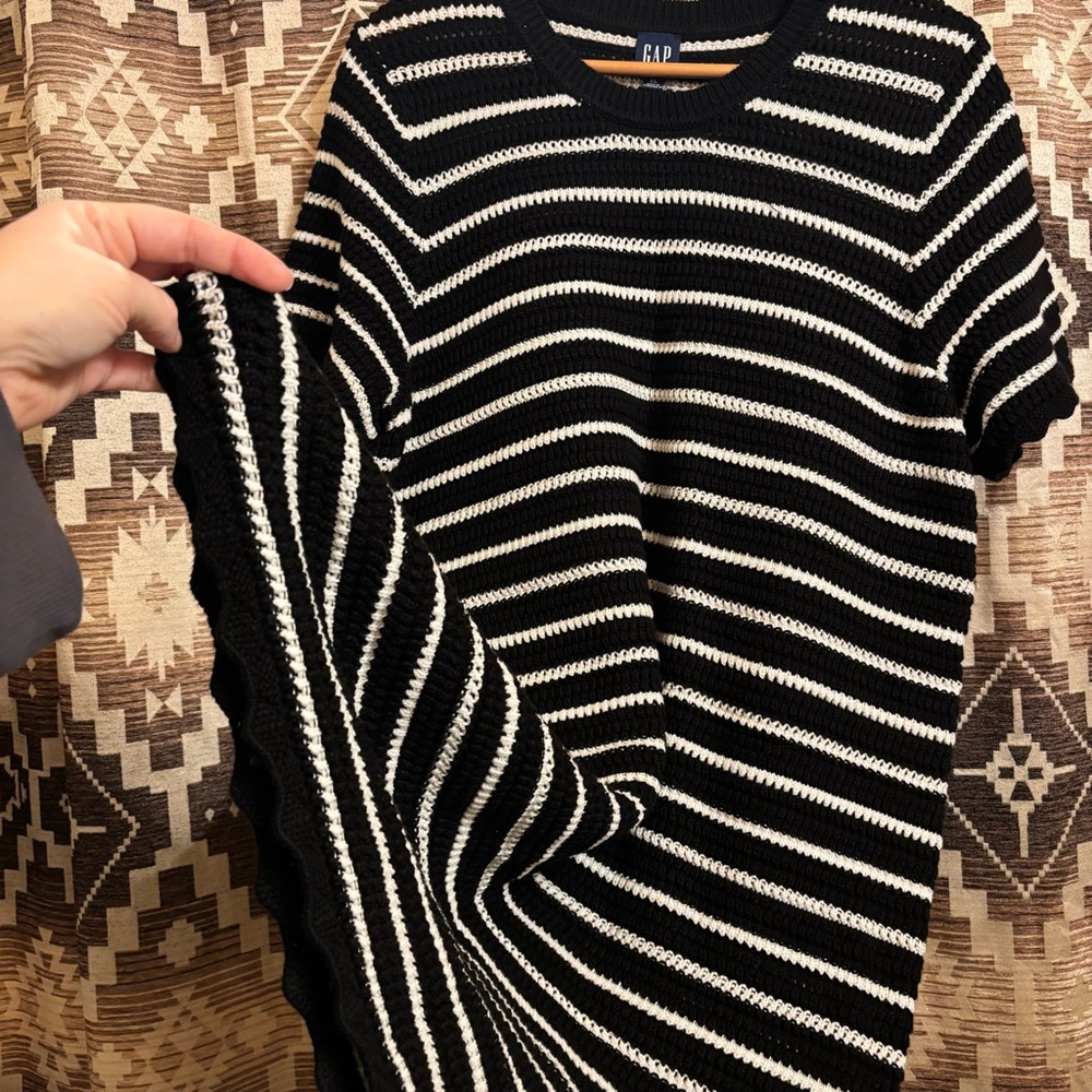 Gap Women’s Crochet Dress, 100% Cotton, Size XL, Black & White Stripes - Picture 5 of 12